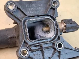 LF94-1517Z Фланец (тройник) системы охлаждения Mazda 3 BK Арт 322708, вид 5