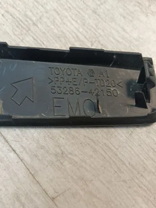 5328642150 Заглушка (решетка) в бампер задний Toyota Rav 4 5 Арт 102925057, вид 3