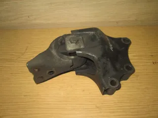  Подушка двигателя Mazda 323 BA Арт 14-201, вид 1
