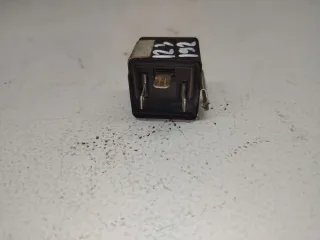 4DB003750,21 Реле поворотов Audi 80 B3 Арт 123-192, вид 2