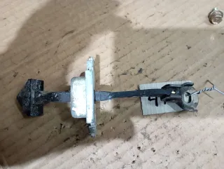  Ограничитель открывания двери задней Mazda 3 BK Арт 410EOGR, вид 2