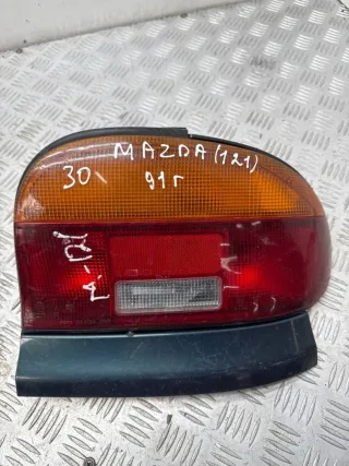  Фонарь задний правый Mazda 121 2 Арт 103098108, вид 1
