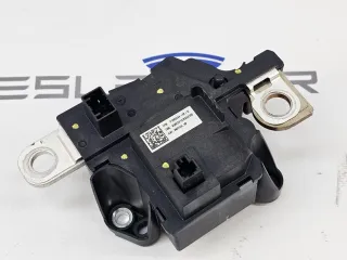 1089334-01,1089334-02,1496221-01,1500620-01 контактор высоковольтной батареи Tesla model 3 Арт 34946, вид 1