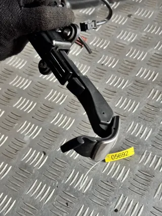  Механизм подачи ремня безопасности BMW 3 E90/E91/E92/E93 Арт 05692, вид 4