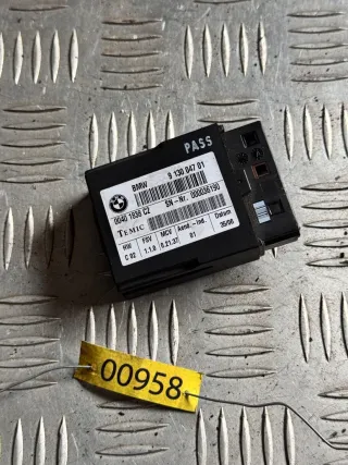 913004701 Блок управления ремнем безопасности BMW 3 E90/E91/E92/E93 Арт 00958, вид 1