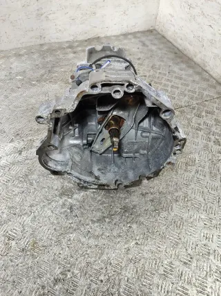 DHU КПП механическая (МКПП) 5-ступенчатая Audi A6 C5 (S6,RS6) 2.4л Арт 78857405, вид 1