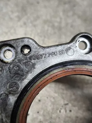 9607776680 Крышка двигателя задняя Citroen Xsara Picasso 1.6л Арт 04469542, вид 2