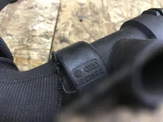 4B0121049AE,4B0121055Q Патрубок радиатора Audi A6 C6 (S6,RS6) Арт 16204033, вид 2