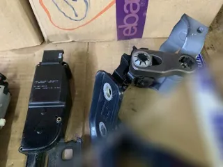 8R0827852B,8R0827851B Моторчик (насос) подъема крышки багажника (3-5 двери) Audi Q5 1 Арт 26160131, вид 6