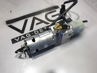 7L5827449 Моторчик (насос) подъема крышки багажника (3-5 двери) Porsche Cayenne 957 Арт 31700365, вид 3