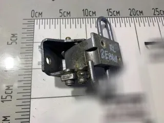 8E0833411 Петля двери задней левой Audi A6 C6 (S6,RS6) Арт 35206750, вид 1