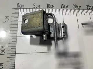 8E0833411 Петля двери задней левой Audi A6 C6 (S6,RS6) Арт 35206768, вид 1