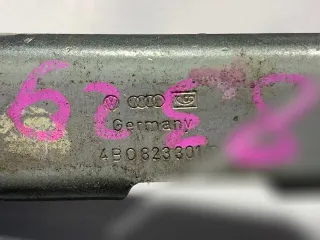 4B0823301D Петля капота левая Audi A6 C5 (S6,RS6) Арт 35498082, вид 3