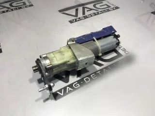 4L0827852C,4L0910946,4F9959946 Моторчик (насос) подъема крышки багажника (3-5 двери) Audi Q7 4L Арт 36120660, вид 1
