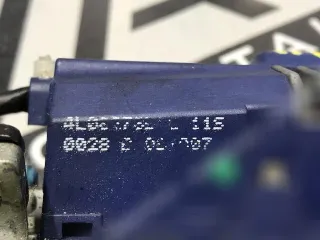 4L0827852C,4L0910946,4F9959946 Моторчик (насос) подъема крышки багажника (3-5 двери) Audi Q7 4L Арт 36120660, вид 5