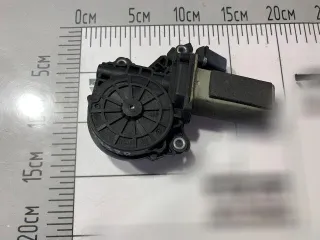 4F0837060 Доводчик двери Audi A6 C7 (S6,RS6) Арт 39121168, вид 1