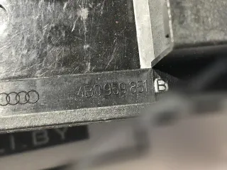 4B0959851B Кнопка стеклоподъемника переднего левого Audi A6 C6 (S6,RS6) Арт 54768240, вид 4