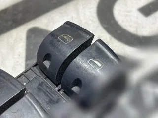 4F0959851A Кнопка стеклоподъемника переднего левого Audi A6 C6 (S6,RS6) Арт 82821831, вид 4