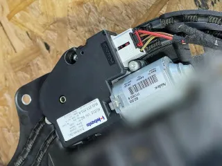 8U0877041B5L9,8U0959591A Стекло панорамной крыши Audi Q3 1 Арт 105398680_1, вид 11