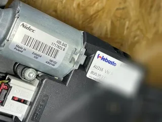 8U0877041B5L9,8U0959591A Стекло панорамной крыши Audi Q3 1 Арт 105398680_1, вид 17