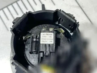 LJ6T18808BB Динамик торпедо правый Ford Escape 4 Арт 115048778, вид 4