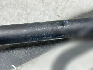 4F5827552 Амортизатор крышки багажника (3-5 двери) Audi A6 C6 (S6,RS6) Арт 127693657, вид 4