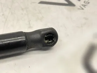 4F5827552 Амортизатор крышки багажника (3-5 двери) Audi A6 C6 (S6,RS6) Арт 142149728, вид 3