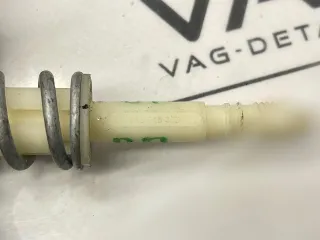 1K8945300 Кронштейн крепления фонаря заднего левого Volkswagen Jetta 6 Арт 145669831, вид 5