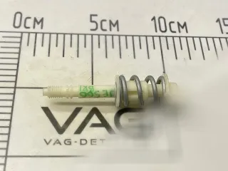 1K8945300 Кронштейн крепления фонаря заднего правого Volkswagen Golf 6 Арт 151826367, вид 1