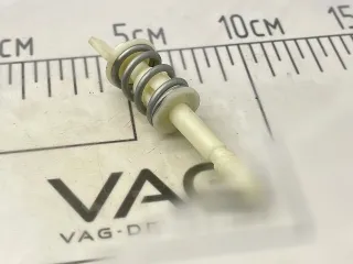 1K8945300 Кронштейн крепления фонаря заднего левого Volkswagen Golf 6 Арт 151826370, вид 2