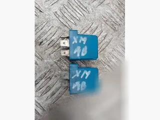  Реле стеклоочистителей (дворников) Citroen XM 2 Арт 168971354, вид 4