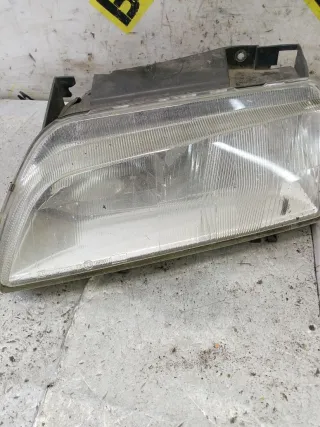  Стекло фары левой Citroen Xantia Арт 17275712, вид 1