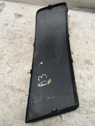 7E5807819 Заглушка (решетка) в бампер задний Volkswagen Transporter T5 Арт 104503552, вид 1