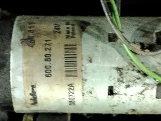 1690127,1314573,1918481,1651696,1337470,1345215 Люк DAF XF 105 Арт 2840165121870, вид 5