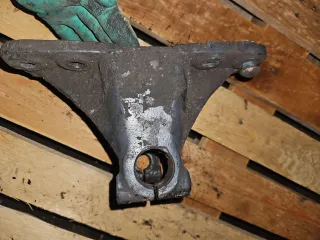 1725915,1493210,1325808 кронштейн рессоры Scania R-series Арт 2840165121854, вид 3