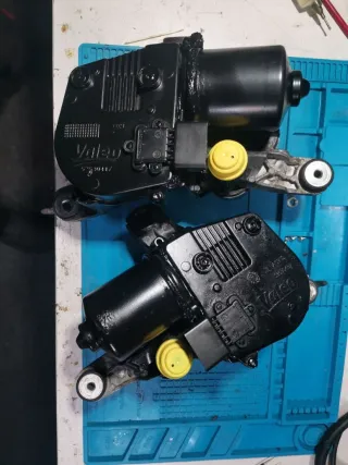  53569512, 53569612, 6405KZ, 9682761480, 53569512, 6405LC, 9682755580, 53569612 Моторчик стеклоочистителя переднего Citroen C5 2 Арт 104751257, вид 1