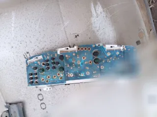  Щиток приборов (приборная панель) Mazda 626 GE Арт 91059228, вид 1