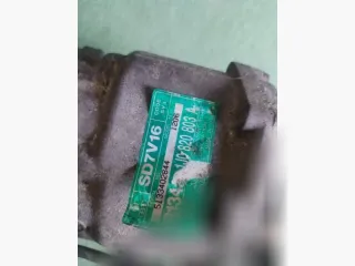  Компрессор кондиционера Volkswagen Golf 4 1.6л Арт 91059435, вид 2