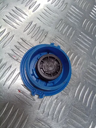 3B0121321 Крышка расширительного бачка Audi A6 C5 (S6,RS6) Арт 104763385, вид 6