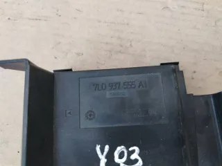 7L0937555A Крышка блока предохранителей Volkswagen Touareg 1 Арт 936., вид 3