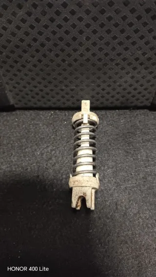  Пружина прижимная Audi 100 C4 Арт 104955150, вид 1