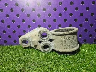 8E0 501 521 H, 4B0 501 521 E Кронштейн крепления балки подвески Audi A6 C5 (S6,RS6) Арт 104975091, вид 2