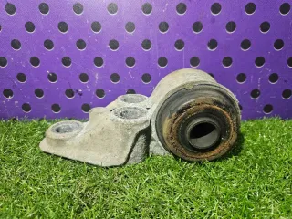 8E0 501 521 H, 4B0 501 521 E Кронштейн крепления балки подвески Audi A6 C5 (S6,RS6) Арт 104975091, вид 1