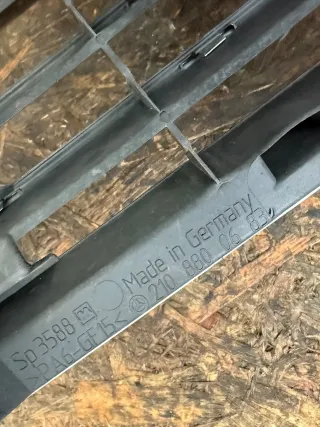 2108800683 Решетка радиатора Mercedes E W210 Арт 104981600, вид 12