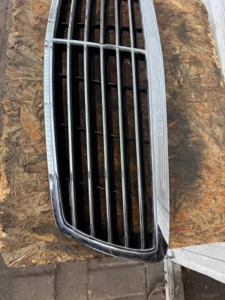 2118800583 Решетка радиатора Mercedes E W211 Арт 104981607, вид 2