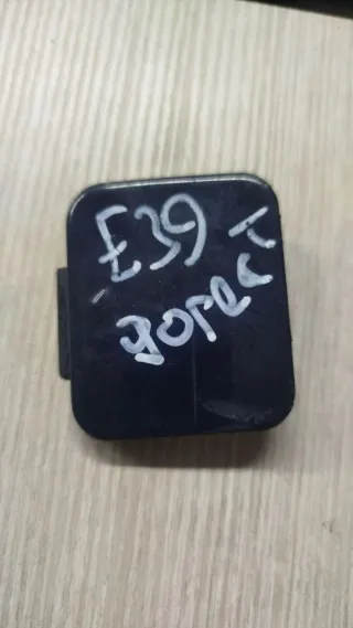 51128159375 Заглушка (решетка) в бампер задний BMW 5 E39 Арт 104989366, вид 1