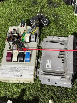 9869887,5C6N1CF05,8699960 Блок управления двигателем MINI COUNTRYMAN F60 2.0л Арт 5507832, вид 1