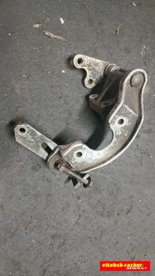 035146523C,035145515B Кронштейн (крепление) Audi 90 B4 Арт 93111083, вид 1