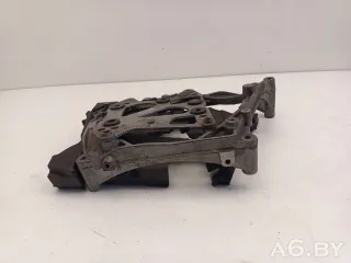 04L145798,04L145160C Кронштейн интеркулера Volkswagen Multivan T6 Арт 105352480, вид 2