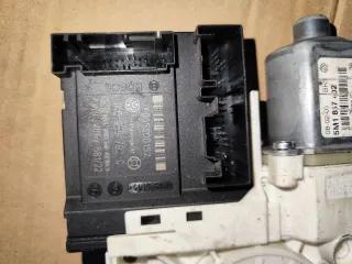 5M1837402,1K0959792C,0130822229,1K0959702E Моторчик стеклоподъемника передний правый Volkswagen Golf PLUS 1 Арт 46473906, вид 5